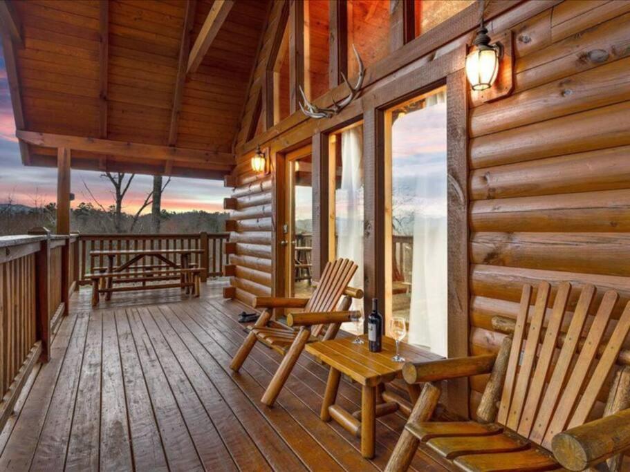 Breathtaking Views Of The Smokies, 3 Mins To Gatlinburg Villa Luaran gambar