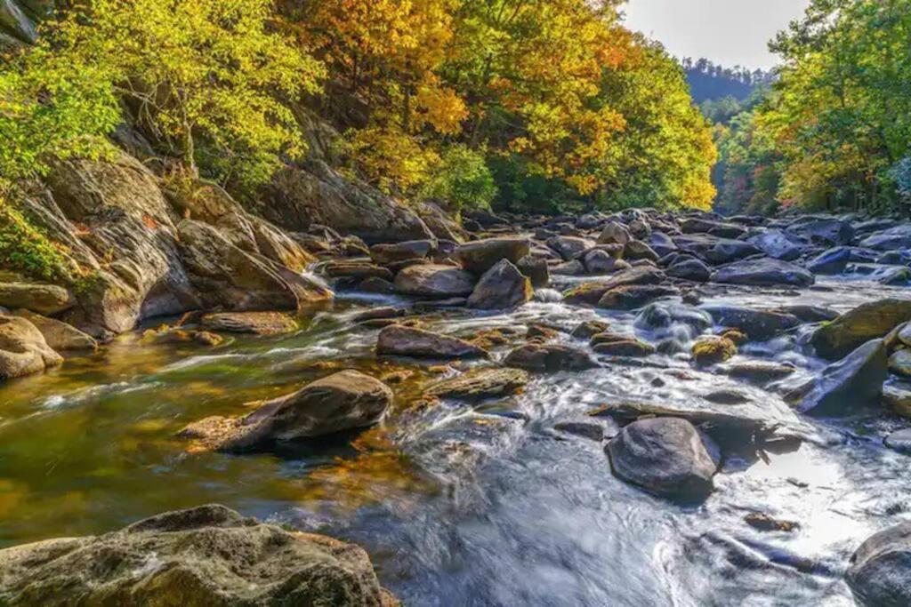 Breathtaking Views Of The Smokies, 3 Mins To Gatlinburg Villa Luaran gambar
